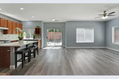 10245 Point Reyes, Stockton, CA 95209 - Photo 9