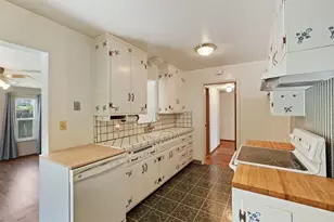 4440 28th Ave, Sacramento, CA 95820 - Photo 13