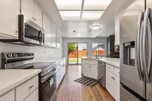 9 Graff Rig Ct, Sacramento, CA 95838 - Photo 3