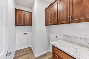 945 Norman Rd, Galt, CA 95632 - Photo 5