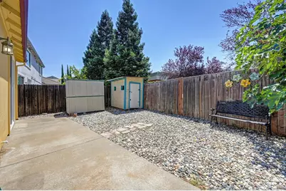 6810 Hampton Cove Way, Sacramento, CA 95823 - Photo 29