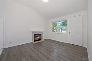 6810 Hampton Cove Way, Sacramento, CA 95823 - Photo 7
