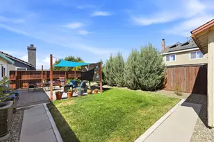 8298 Sunny Creek Way, Sacramento, CA 95823 - Photo 39
