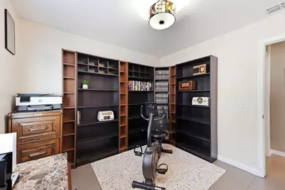 8298 Sunny Creek Way, Sacramento, CA 95823 - Photo 25