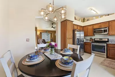 8298 Sunny Creek Way, Sacramento, CA 95823 - Photo 19