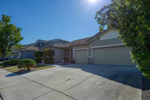 657 Mt Rushmore Dr, Newman, CA 95360 - Photo 3