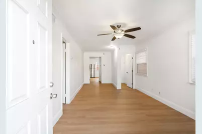 3260 V Street, Sacramento, CA 95817 - Photo 5