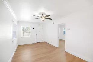 3260 V St, Sacramento, CA 95817 - Photo 7