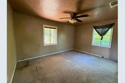 2555 E Miner Avenue, Stockton, CA 95205 - Photo 21