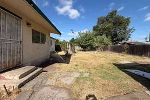 2555 E Miner Ave, Stockton, CA 95205 - Photo 23