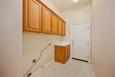 9341 Courtney Way, Roseville, CA 95747 - Photo 37