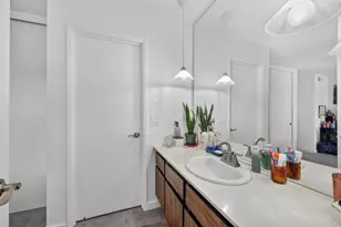 641 Woodside Sierra, Sacramento, CA 95825 - Photo 19