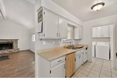 620 N Granada Drive, Madera, CA 93637 - Photo 11