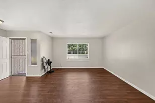 620 N Granada Dr, Madera, CA 93637 - Photo 5