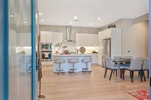 3231 McKinley Village Way, Sacramento, CA 95816 - Photo 11