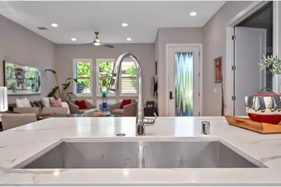 3231 McKinley Village Way, Sacramento, CA 95816 - Photo 27