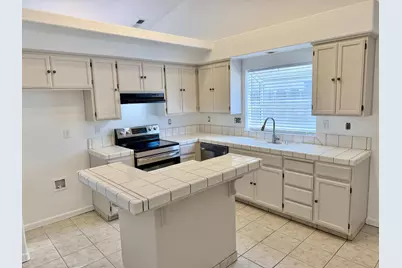 3928 El Portal Place, Modesto, CA 95357 - Photo 5