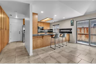 2011 Angelico Circle, Stockton, CA 95207 - Photo 7