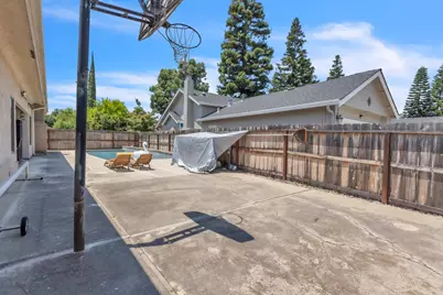 2011 Angelico Circle, Stockton, CA 95207 - Photo 31