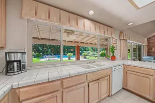 9069 Bader Rd, Elk Grove, CA 95624 - Photo 15