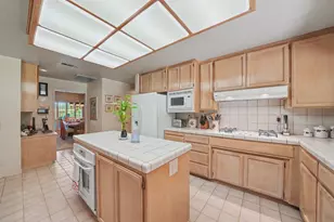 9069 Bader Rd, Elk Grove, CA 95624 - Photo 17