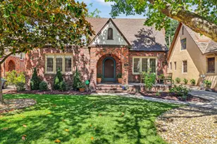 2942 Highland Ave, Sacramento, CA 95818 - Photo 1