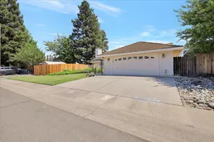 3188 Roosevelt Rd, Yuba City, CA 95993 - Photo 3