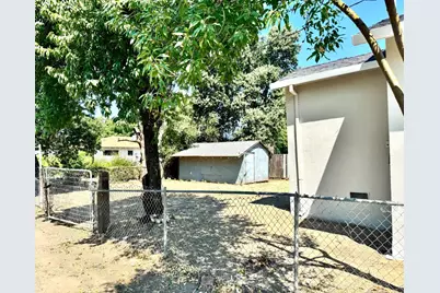 1803 Chronicle Avenue, Stockton, CA 95205 - Photo 11
