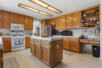 160 Grenache Court, Los Banos, CA 93635 - Photo 15