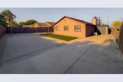 1422 Pinot Drive, Livingston, CA 95334 - Photo 21