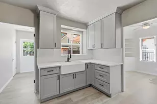 219 Sunset Blvd, Modesto, CA 95351 - Photo 9