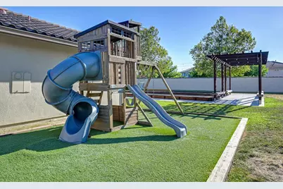 10886 St Moritz Circle, Stockton, CA 95209 - Photo 47