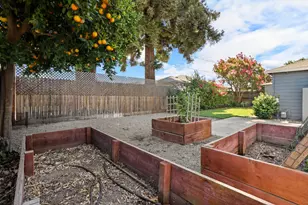 1220 S Crescent Ave, Lodi, CA 95240 - Photo 49