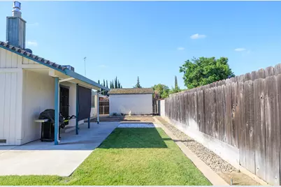1647 Running, Ceres, CA 95307 - Photo 47