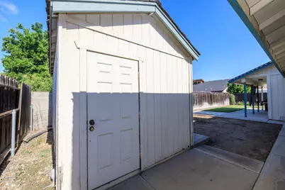 1647 Running, Ceres, CA 95307 - Photo 55