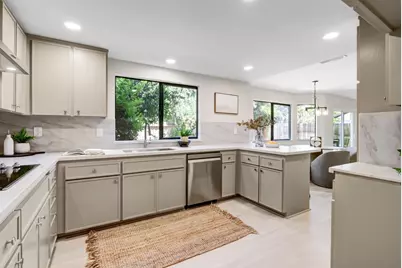 935 Sunwood Way, Sacramento, CA 95831 - Photo 21