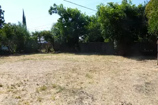 2817 W Alpine Ave, Stockton, CA 95204 - Photo 3
