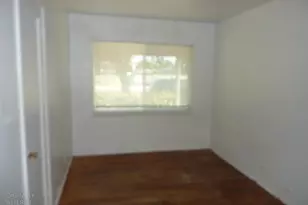 2817 W Alpine Ave, Stockton, CA 95204 - Photo 7