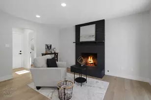 6824 Oaklawn Way, Fair Oaks, CA 95628 - Photo 15