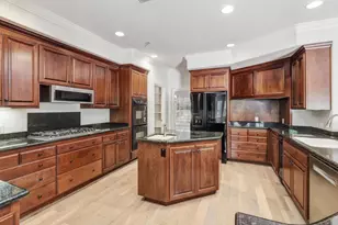 5 Latham Ln, Sacramento, CA 95864 - Photo 51