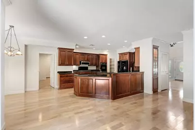 5 Latham Lane, Sacramento, CA 95864 - Photo 13