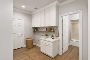 5 Latham Ln, Sacramento, CA 95864 - Photo 23