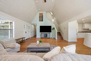 14051 Strawberry Cir, Penn Valley, CA 95946 - Photo 9
