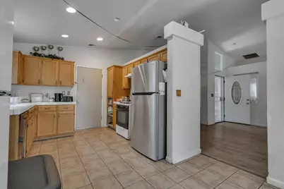 1675 Bonaire Circle, Stockton, CA 95210 - Photo 9