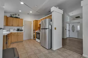 1675 Bonaire Cir, Stockton, CA 95210 - Photo 9
