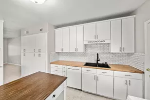 728 Julian Dr, West Sacramento, CA 95605 - Photo 3