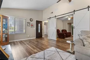 482 De Mar Dr, Sacramento, CA 95831 - Photo 11