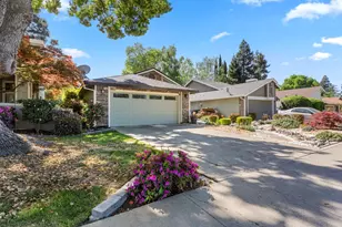 482 De Mar Dr, Sacramento, CA 95831 - Photo 1
