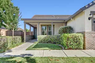 7552 Abbey Cir, Elk Grove, CA 95757 - Photo 3