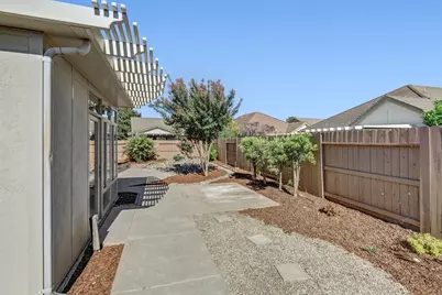 7552 Abbey Circle, Elk Grove, CA 95757 - Photo 47